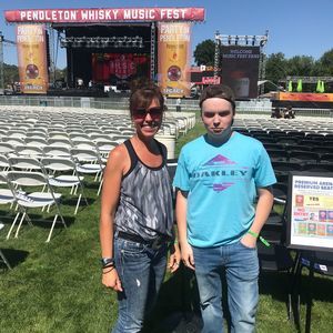 Meet your Posher, D'anna